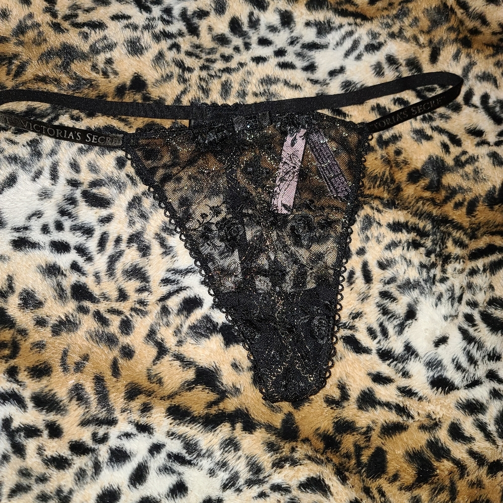 Victoria Secret - Picture 5 of 16